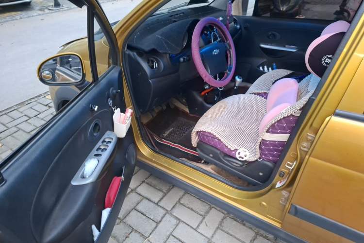 Used Baojun Lechi 2010 1.2L Sport Edition Superior Model Driver Seat