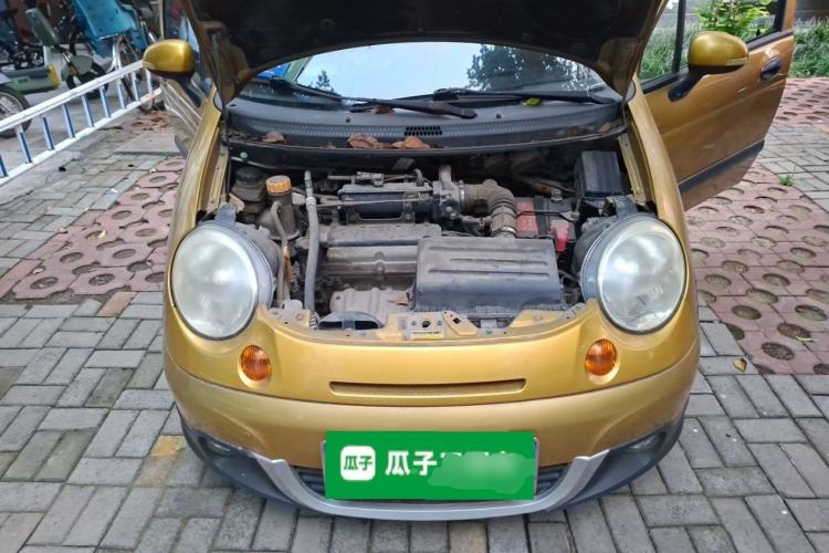 Used Baojun Lechi 2010 1.2L Sport Edition Superior Model Engine Bay