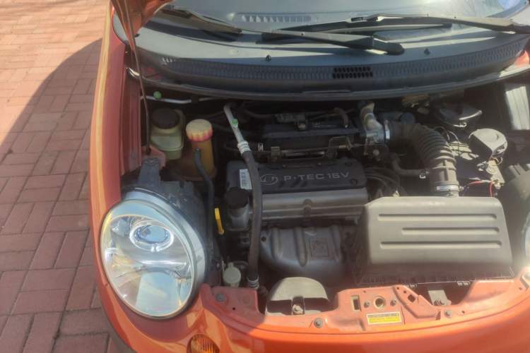 Used Baojun Lechi 2010 1.0L P-TEC Manual Active Model Engine Bay Right