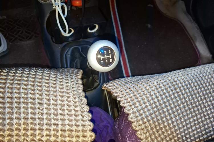 Used Baojun Lechi 2010 1.2L Sport Edition Superior Model Gear Lever