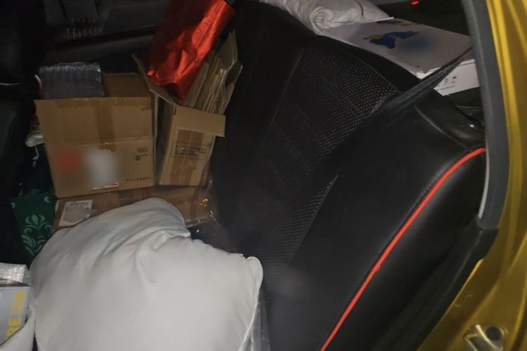 Used Baojun Lechi 2010 1.2L manual fashion version Left Rear Seat