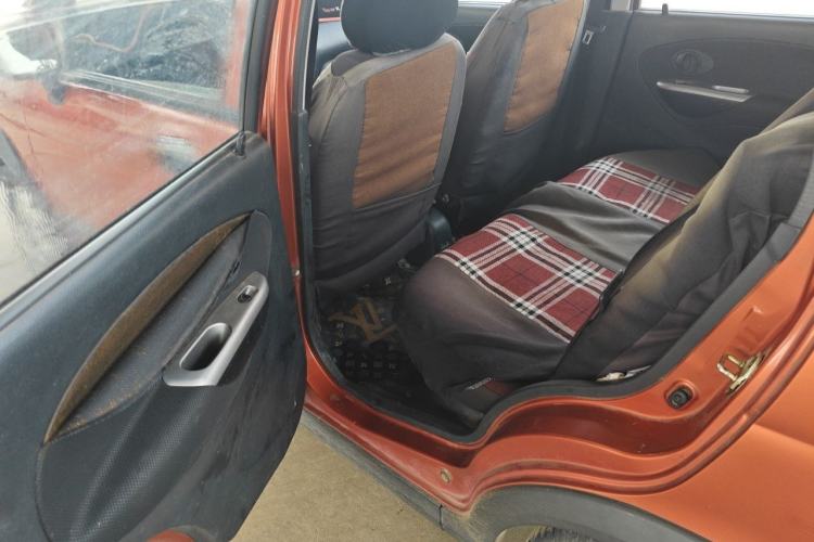 Used Baojun Lechi 2010 1.2L Sport Edition Dynamic Version Left Rear Seat