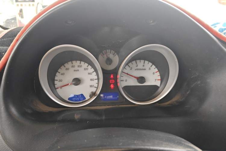 Used Baojun Lechi 2010 1.2L Sport Edition Dynamic Version Odometer Close Up