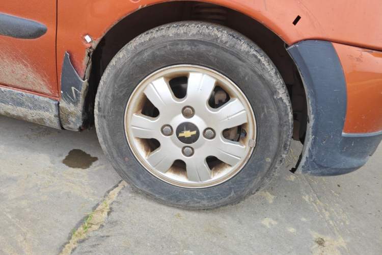 Used Baojun Lechi 2010 1.2L Sport Edition Dynamic Version Right Front Wheel Hub