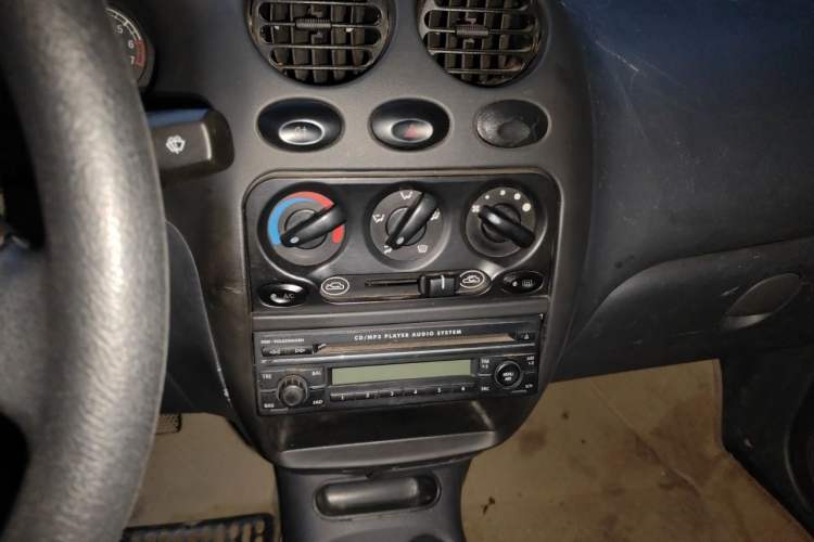 Used Baojun Lechi 2012 1.0L Manual P-TEC Superior Model Audio And AC Panel