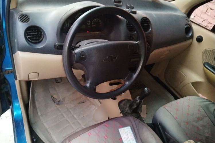 Used Baojun Lechi 2012 1.0L Manual P-TEC Superior Model Center Console