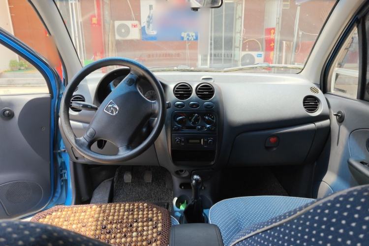 Used Baojun Lechi 2012 Revised 1.0L Manual P-TEC Standard Edition Center Console