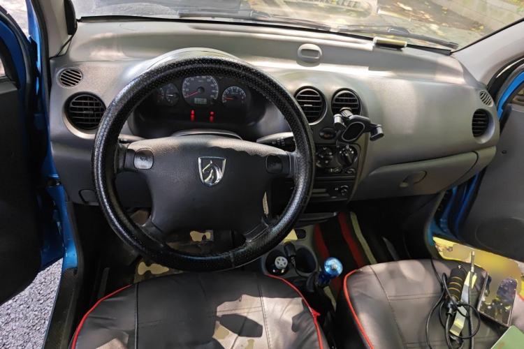 Used Baojun Lechi 2012 Revised 1.0L Manual P-TEC Standard Edition Center Console
