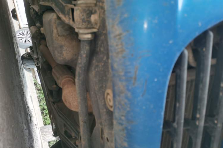 Used Baojun Lechi 2012 Revised 1.0L Manual P-TEC Standard Edition Chassis Front