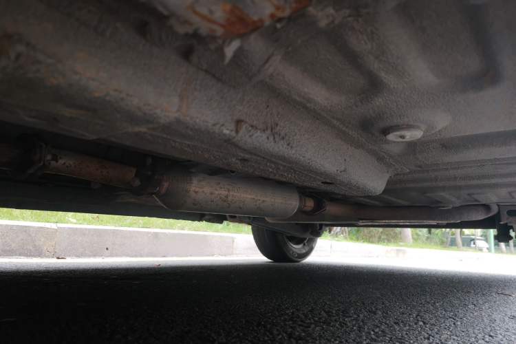 Used Baojun Lechi 2012 Revised 1.0L Manual P-TEC Standard Edition Chassis Front Left