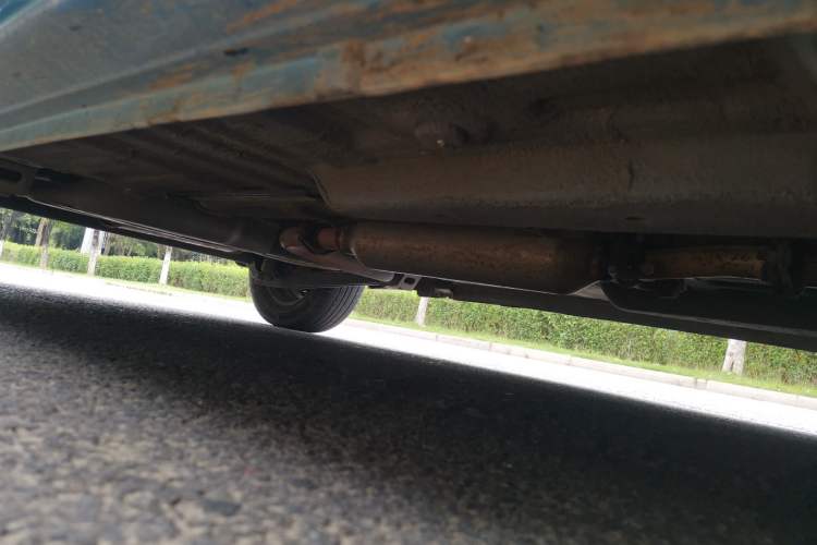 Used Baojun Lechi 2012 Revised 1.0L Manual P-TEC Standard Edition Chassis Front Right