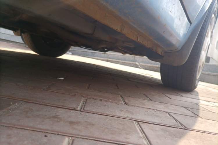 Used Baojun Lechi 2012 Revised 1.0L Manual P-TEC Standard Edition Chassis Front Right