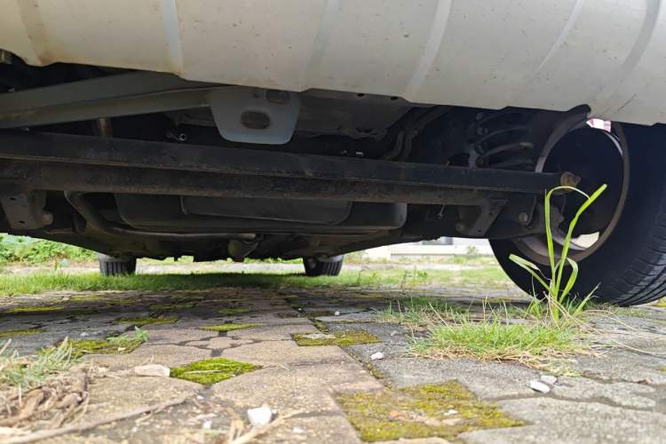 Used Baojun Lechi 2012 1.2L Manual Sport Edition Dynamic Model Chassis Rear