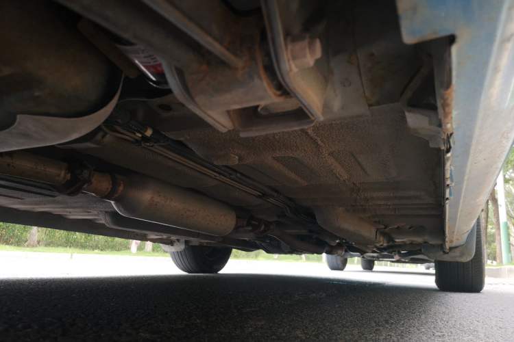 Used Baojun Lechi 2012 Revised 1.0L Manual P-TEC Standard Edition Chassis Rear Right