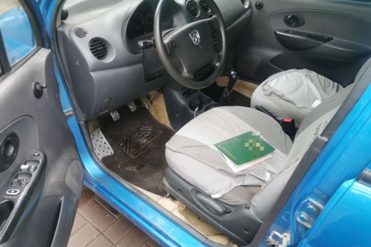 Used Baojun Lechi 2012 Revised 1.0L Manual P-TEC Standard Edition Driver Seat