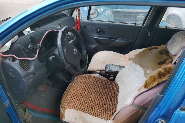 Used Baojun Lechi 2012 Revised 1.0L Manual P-TEC Standard Edition Driver Seat