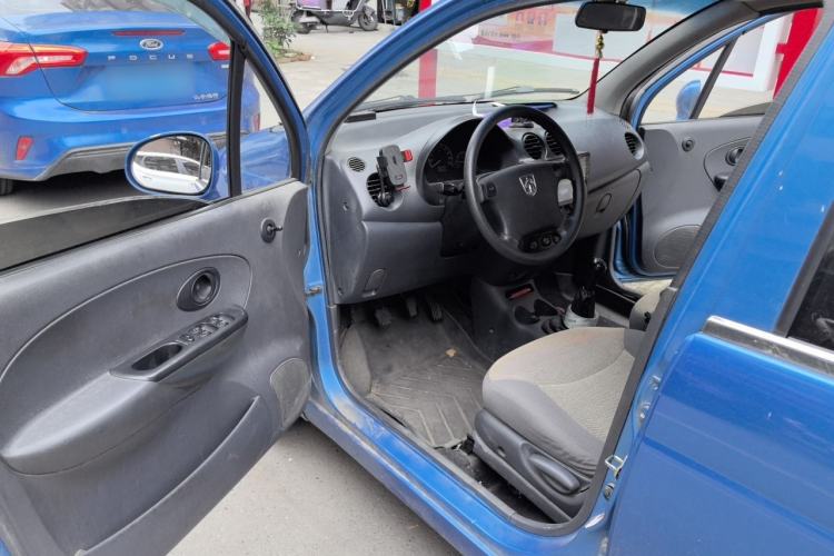 Used Baojun Lechi 2012 Revised 1.0L Manual P-TEC Standard Edition Driver Seat
