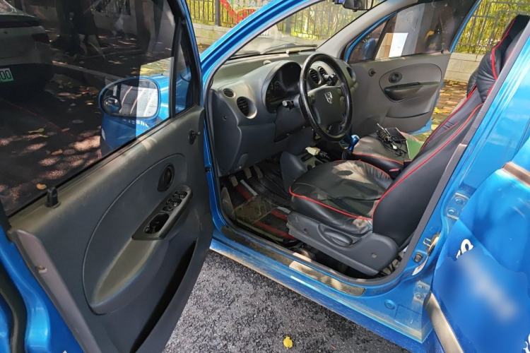 Used Baojun Lechi 2012 Revised 1.0L Manual P-TEC Standard Edition Driver Seat