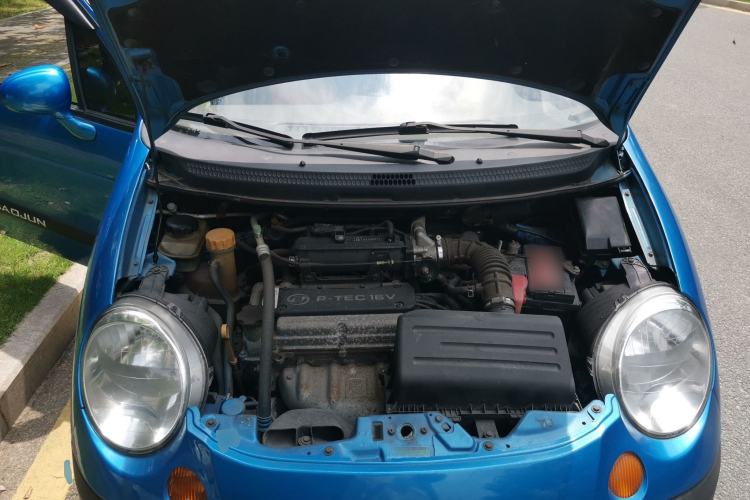 Used Baojun Lechi 2012 Revised 1.0L Manual P-TEC Standard Edition Engine Bay