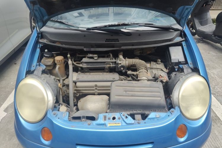 Used Baojun Lechi 2012 1.2L Manual Sports Edition Superior Model Engine Bay
