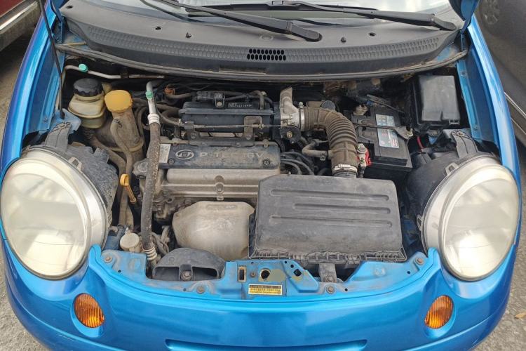 Used Baojun Lechi 2012 1.2L Manual Sports Edition Superior Model Engine Bay