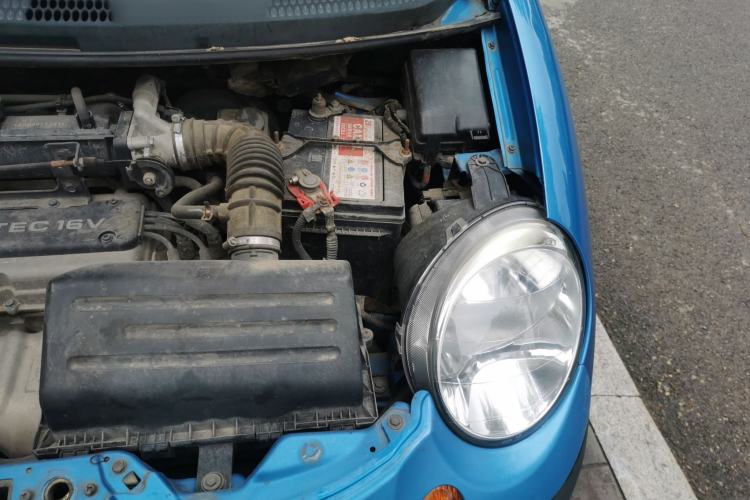 Used Baojun Lechi 2012 Revised 1.0L Manual P-TEC Standard Edition Engine Bay Left