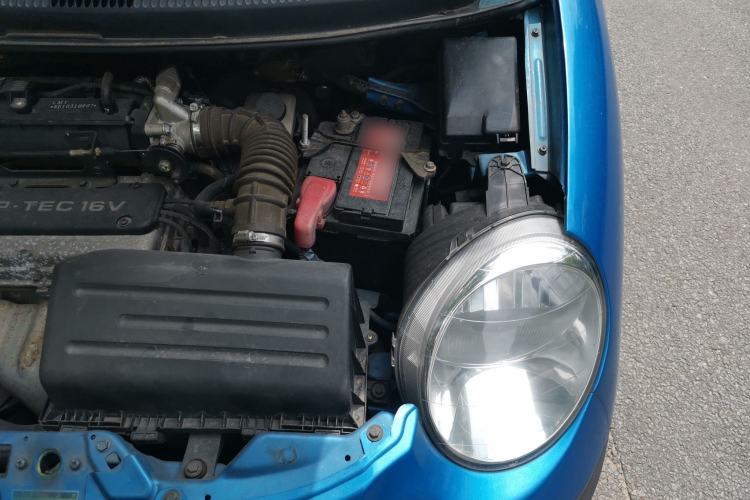 Used Baojun Lechi 2012 Revised 1.0L Manual P-TEC Standard Edition Engine Bay Left