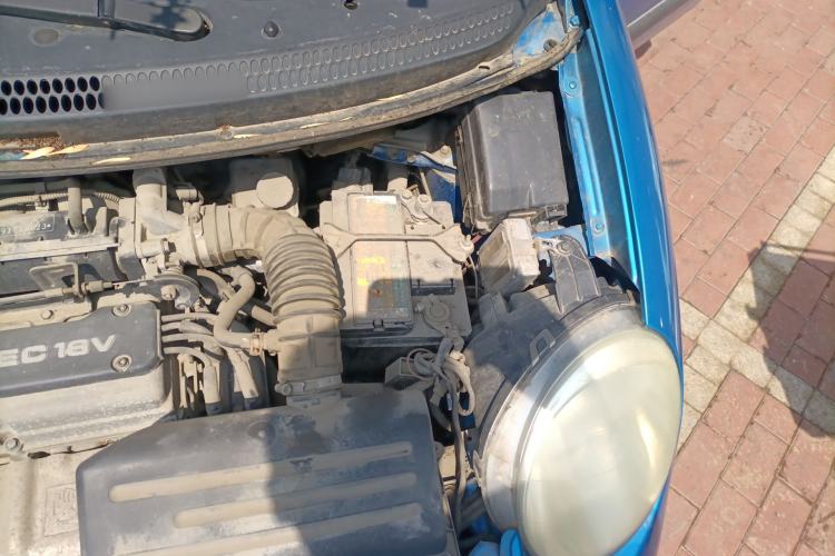 Used Baojun Lechi 2012 Revised 1.0L Manual P-TEC Standard Edition Engine Bay Left