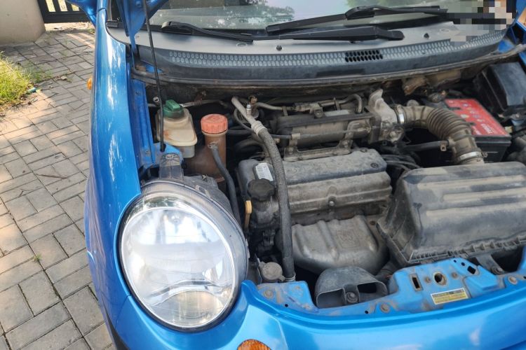 Used Baojun Lechi 2012 Revised 1.0L Manual P-TEC Standard Edition Engine Bay Right