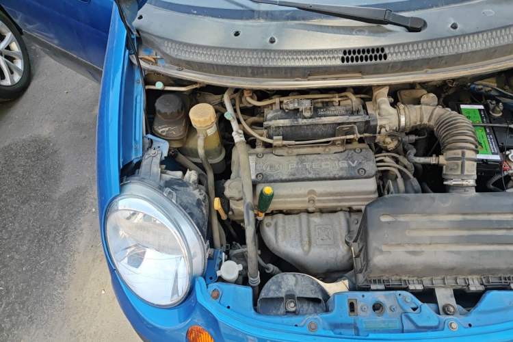Used Baojun Lechi 2012 Revised 1.0L Manual P-TEC Standard Edition Engine Bay Right