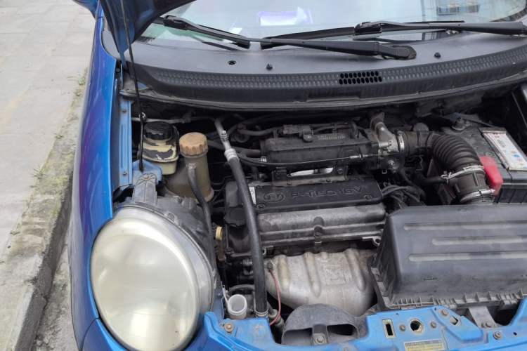 Used Baojun Lechi 2012 Revised 1.0L Manual P-TEC Standard Edition Engine Bay Right