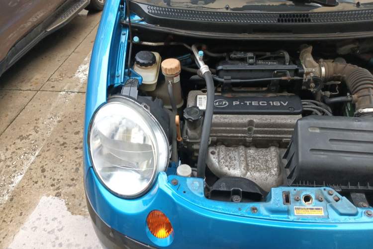 Used Baojun Lechi 2012 Revised 1.0L Manual P-TEC Standard Edition Engine Bay Right