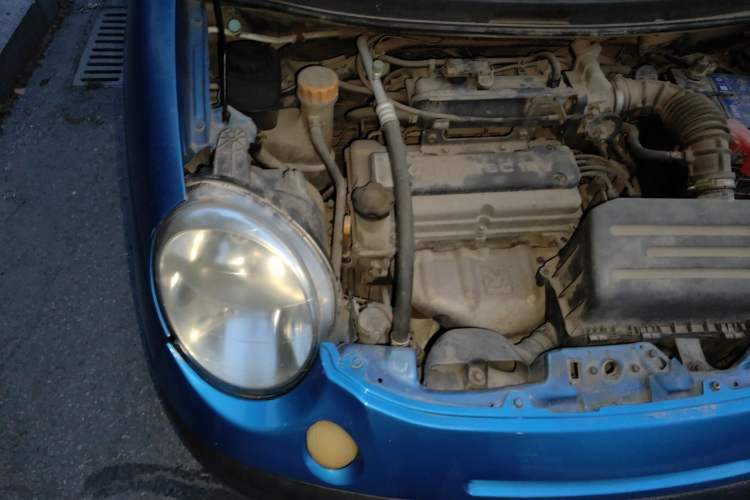 Used Baojun Lechi 2012 1.0L Manual P-TEC Superior Model Engine Bay Right