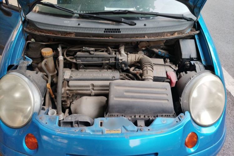 Used Baojun Lechi 2012 Revised Version 1.2L Manual Sporty Edition Dynamic Type Engine Bay