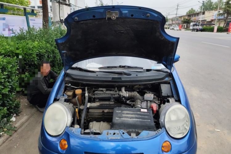 Used Baojun Lechi 2012 Revised Version 1.2L Manual Sporty Edition Dynamic Type Engine Bay
