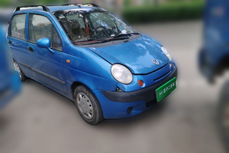Used Baojun Lechi 2012 Revised 1.0L Manual P-TEC Standard Edition Front Right 45 Deg