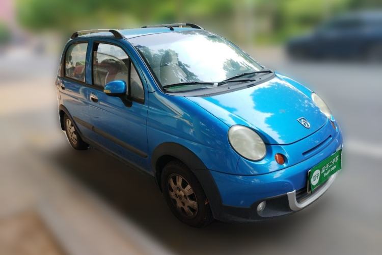 Used Baojun Lechi 2012 Revised Version 1.2L Manual Sporty Edition Dynamic Type Front Right 45 Deg