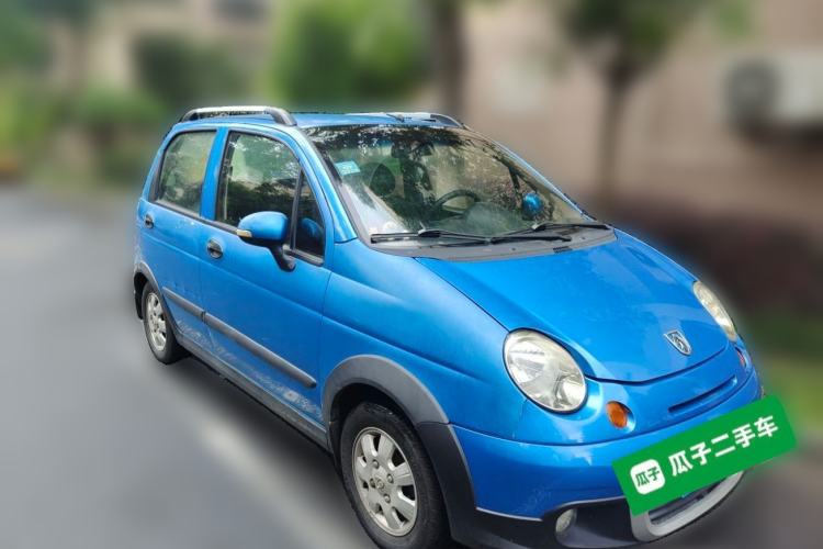 Used Baojun Lechi 2012 Revised Version 1.2L Manual Sports Edition Superior Type Front Right 45 Deg