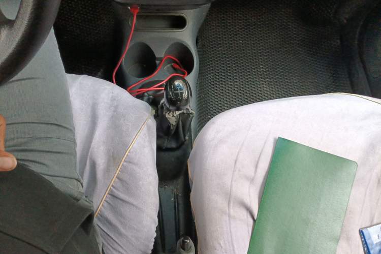 Used Baojun Lechi 2012 Revised 1.0L Manual P-TEC Standard Edition Gear Lever