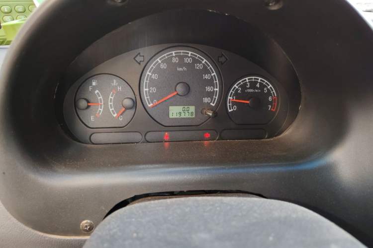 Used Baojun Lechi 2012 Revised 1.0L Manual P-TEC Standard Edition Instrument Cluster