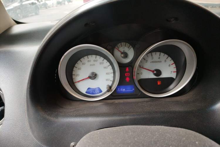 Used Baojun Lechi 2012 Revised Version 1.2L Manual Sporty Edition Dynamic Type Instrument Cluster