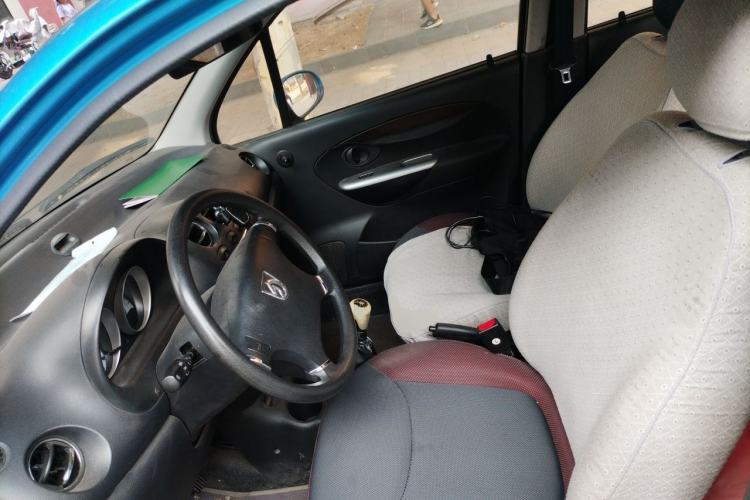 Used Baojun Lechi 2012 Revised Version 1.2L Manual Sporty Edition Dynamic Type Left Front Seat