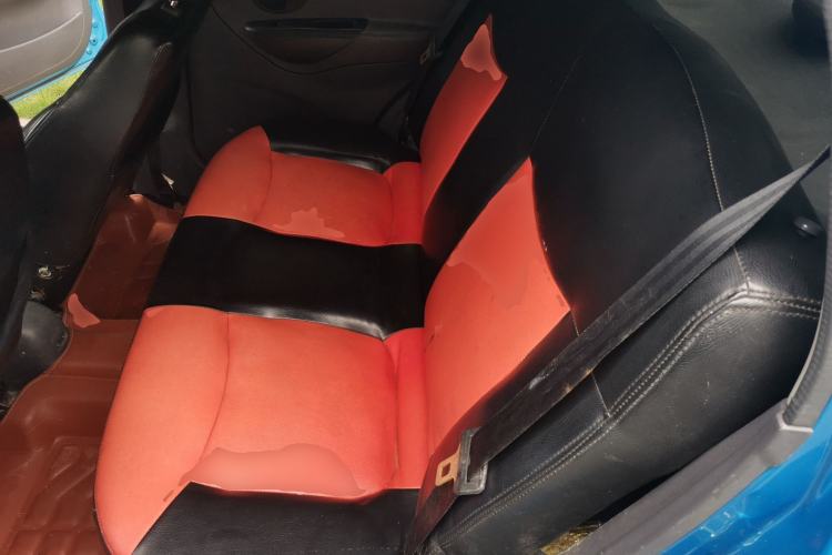 Used Baojun Lechi 2012 Revised 1.0L Manual P-TEC Standard Edition Left Rear Seat