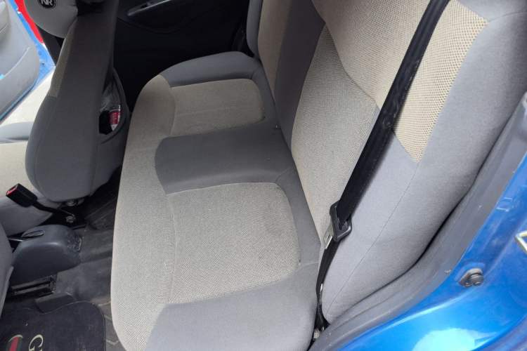 Used Baojun Lechi 2012 Revised 1.0L Manual P-TEC Standard Edition Left Rear Seat