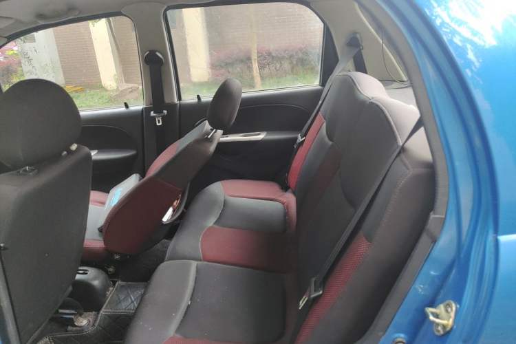 Used Baojun Lechi 2012 Revised Version 1.2L Manual Sports Edition Superior Type Left Rear Seat