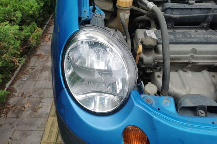 Used Baojun Lechi 2012 Revised 1.0L Manual P-TEC Standard Edition Right Front Headlight