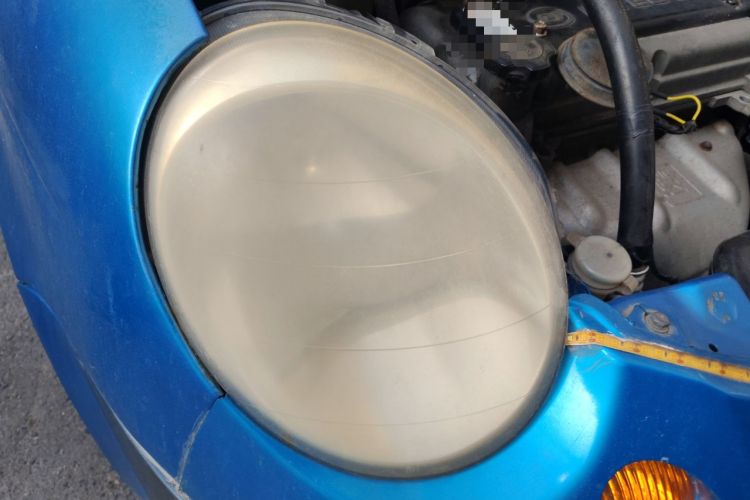 Used Baojun Lechi 2012 Revised 1.0L Manual P-TEC Standard Edition Right Front Headlight