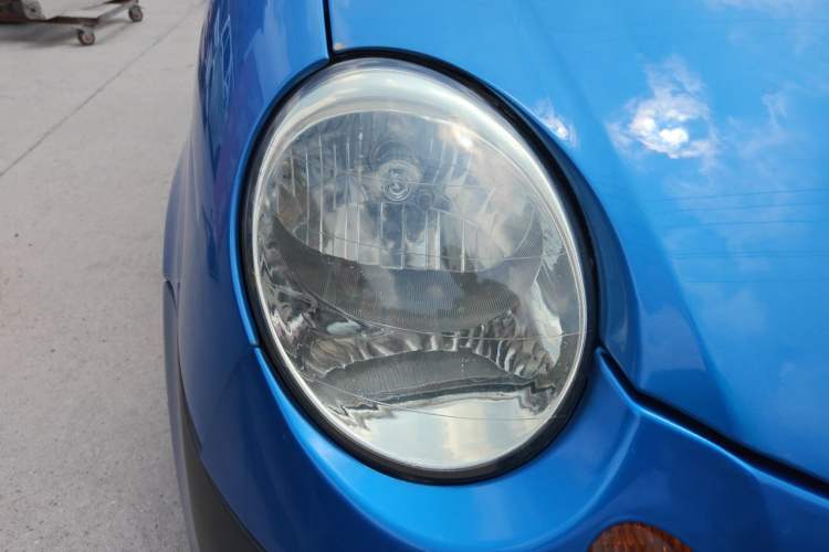 Used Baojun Lechi 2012 Revised 1.0L Manual P-TEC Standard Edition Right Front Headlight