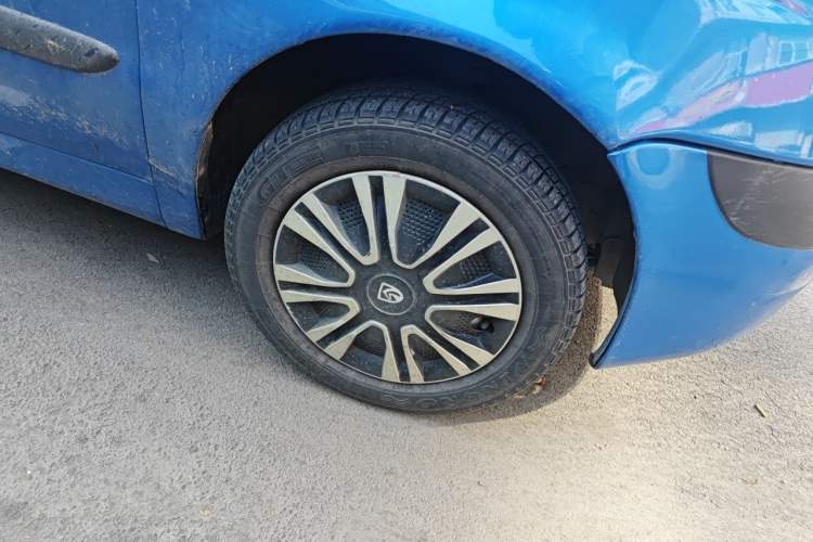Used Baojun Lechi 2012 Revised 1.0L Manual P-TEC Standard Edition Right Front Wheel Hub