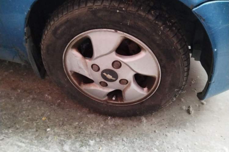 Used Baojun Lechi 2012 1.0L Manual P-TEC Superior Model Right Front Wheel Hub